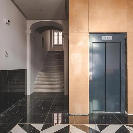 Daire Centro Di Elegante In Ponterosso Trieste